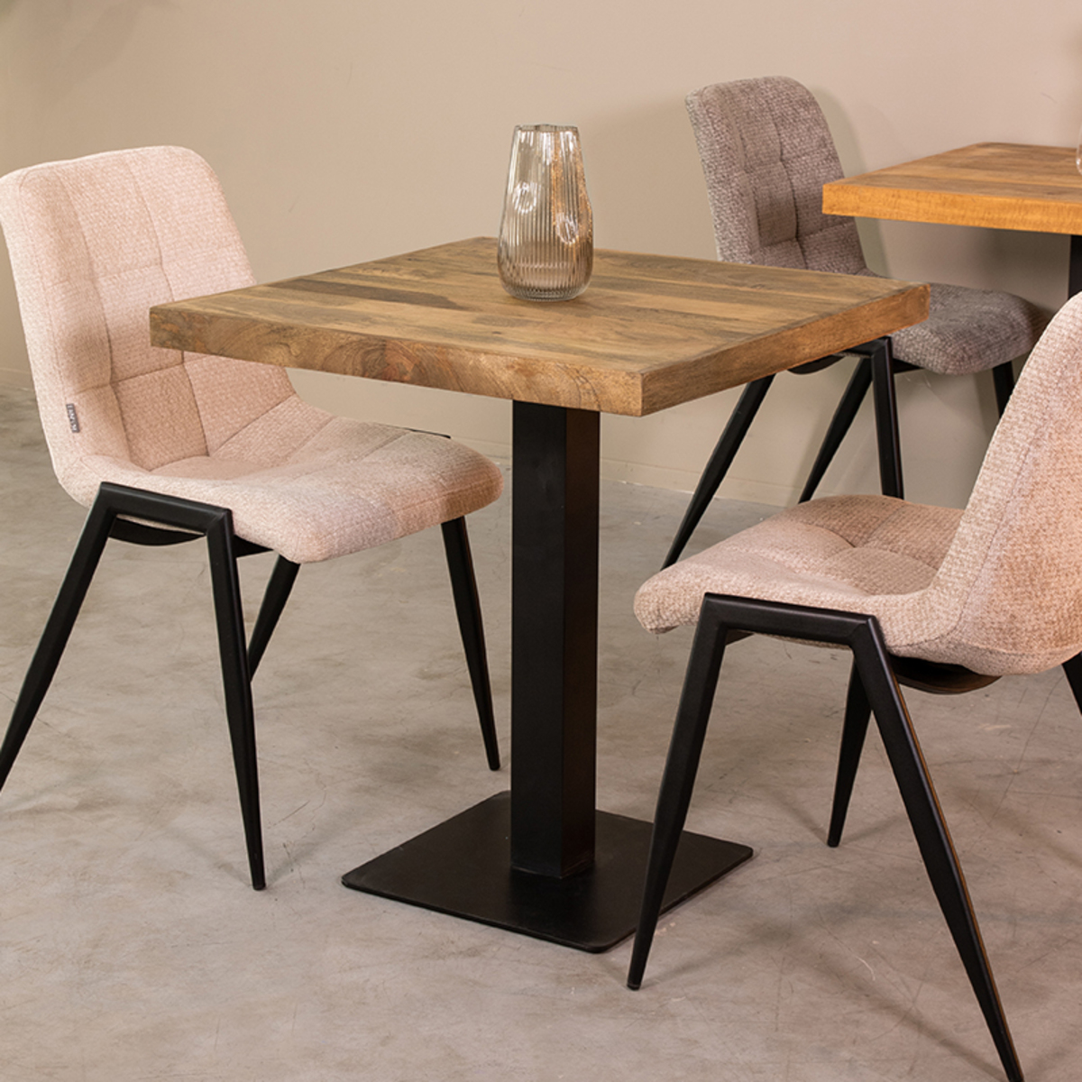 Eetkamertafel Tafelblad Edge Rough recht mangohout 70 cm