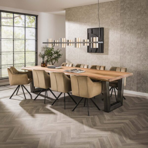2035_15_1 Eettafel Stam 300