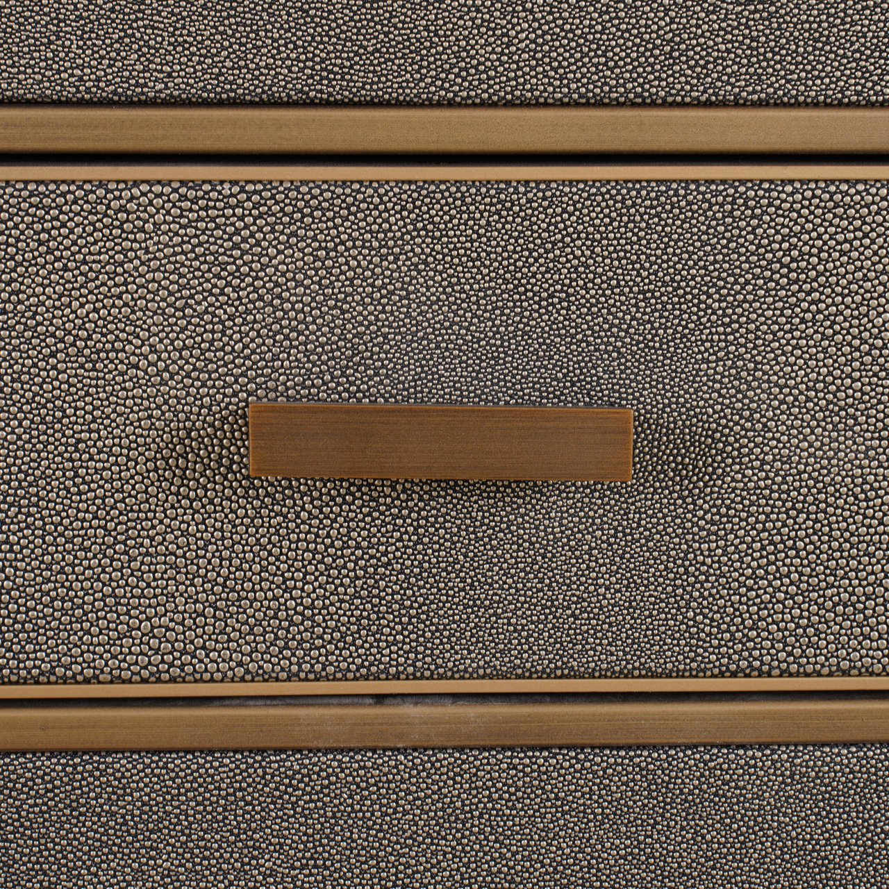 Nachtkastje Bloomville brass shagreen incl. glass top - Afbeelding 9
